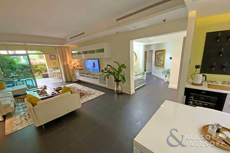 3 Furnished | 2 Bed Apartment | Upgraded
