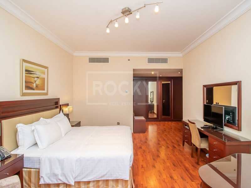 8 5 Star living | No Commission | Fully Furnished | 1-Bed