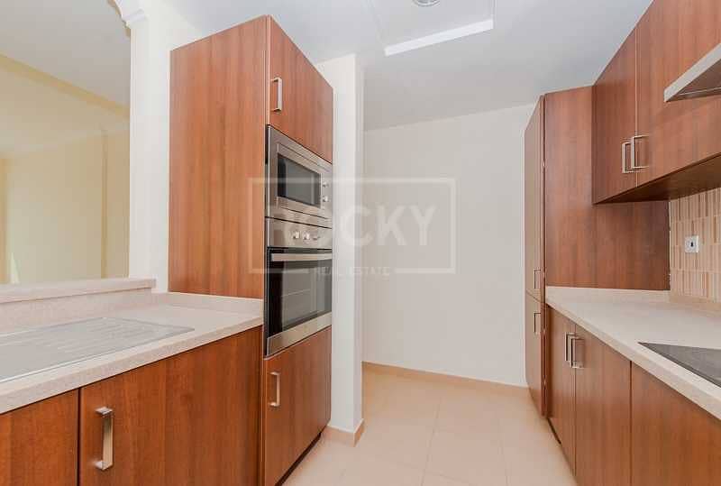13 Spacious | 2-Bed | Kitchen Equipped | Multiple Units