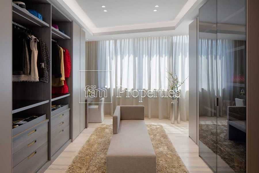 4 EXCL. Full-Floor Fully Furnished HIGH END DESIGNER