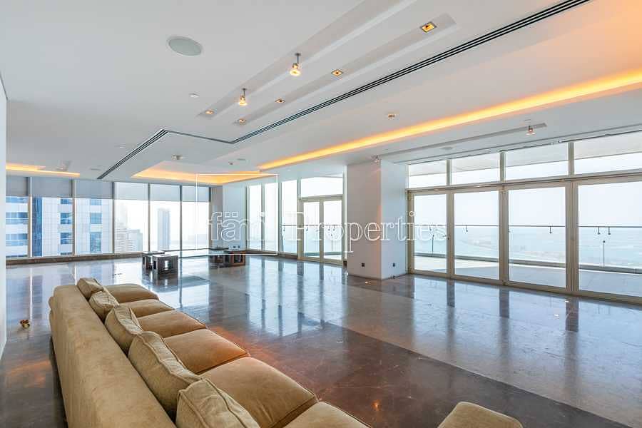 12 Marina Penthouse with amazing views