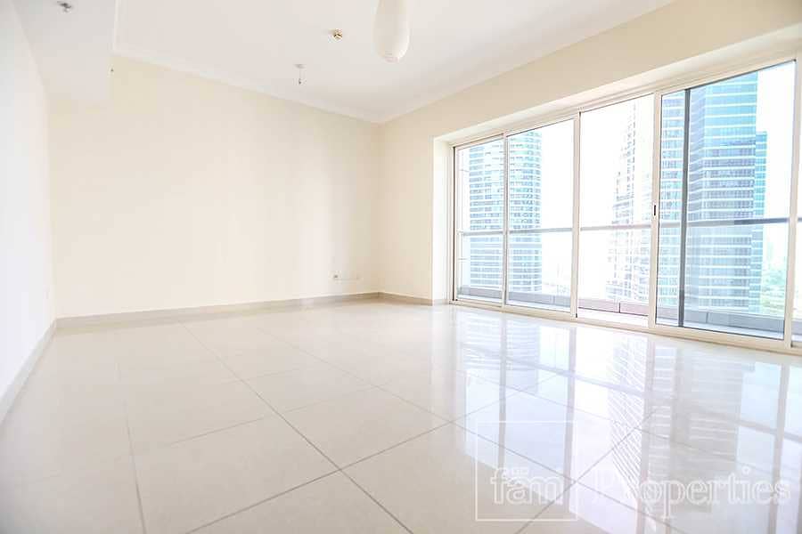 Spacious 2 Bedrooms with Lakeview in JLT For Sale