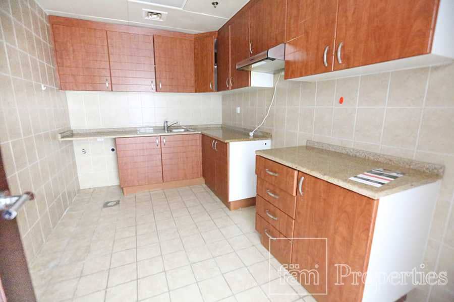 5 Spacious 2 Bedrooms with Lakeview in JLT For Sale