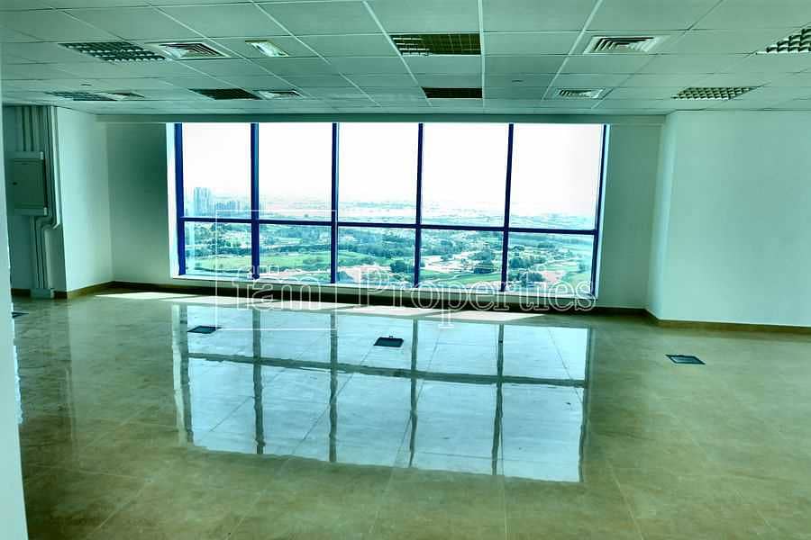5 Fitted office | Golf course view | Lake View