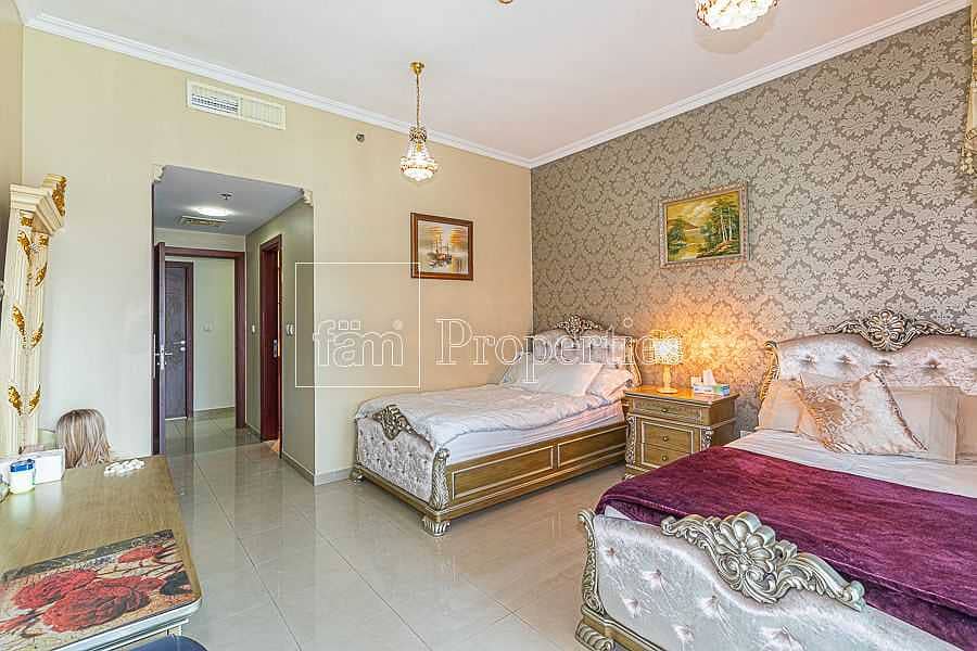 19 Spacious Bright & Great Panoramic View