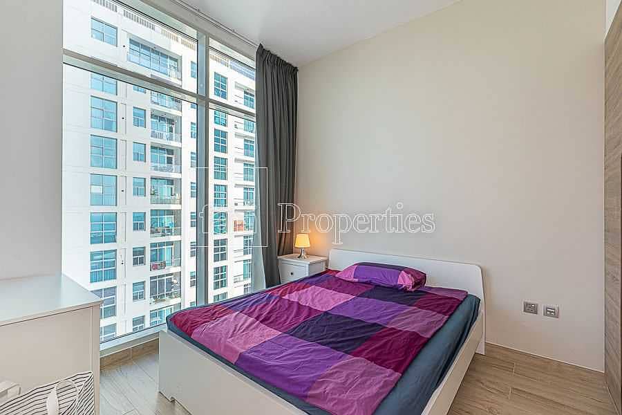 27 High Floor 2 BR with stunning view