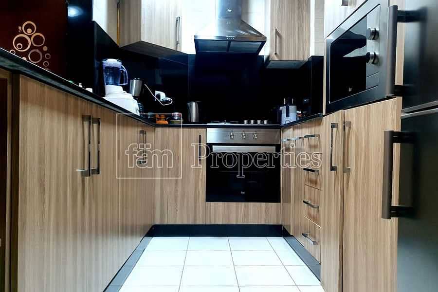 7 Beautiful Fully Furnished Upgraded Apartment