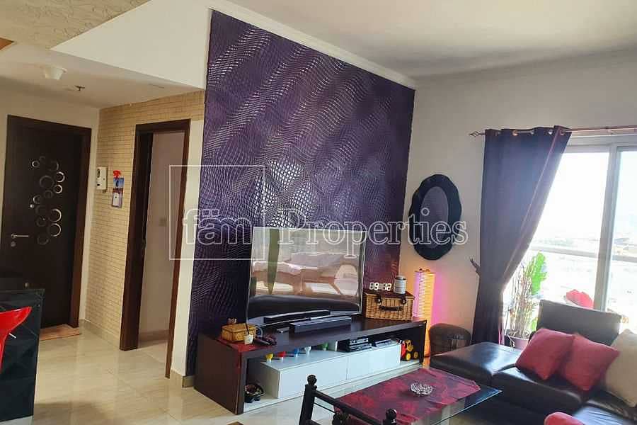 10 Beautiful Fully Furnished Upgraded Apartment