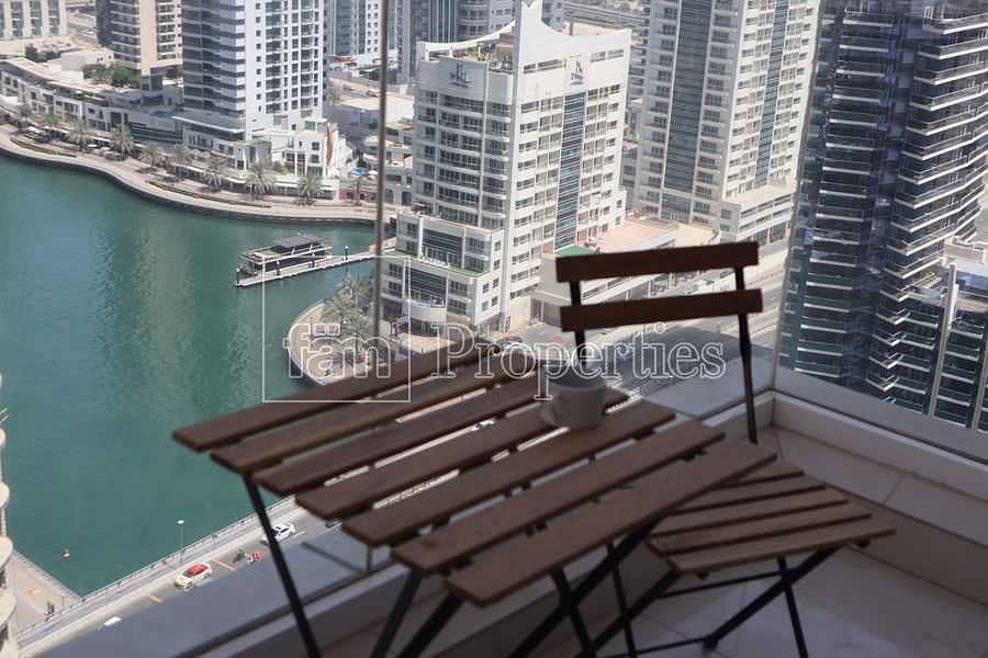 Modern 1BR near to the Beach and Tram station