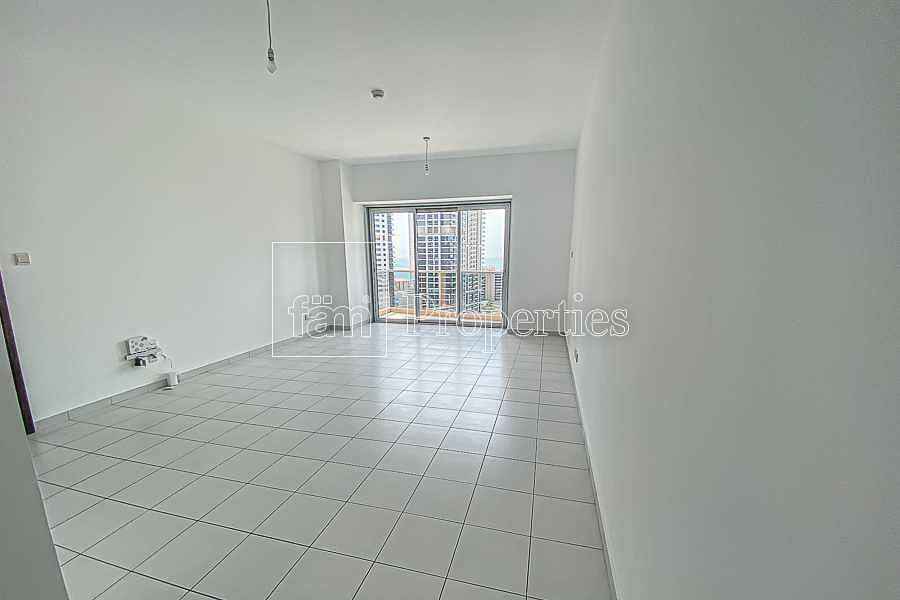 16 Well mantained and Spacious apartment
