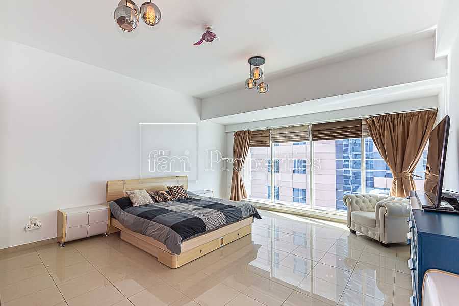 9 Large 3 bed+Family room+maids+Laundry | Sea view
