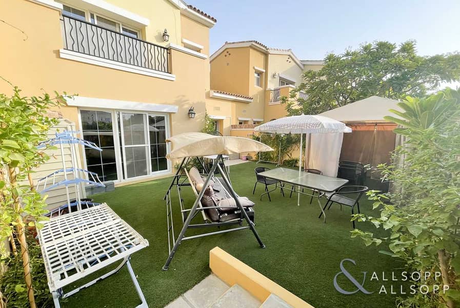 2 Beds | Vacant On Transfer | Single Row 2 Beds | Vacant On Transfer | Single Row