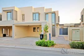 Available Now | Green Strip | 4 Bed Type 2E