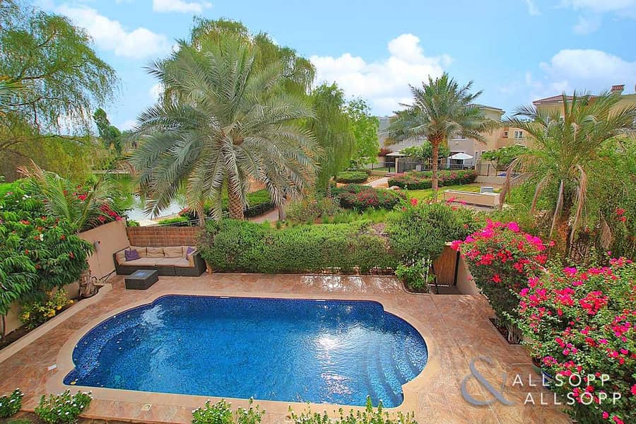 4 Bed | External Maids | Upgraded | Pool 4 Bed | External Maids | Upgraded | Pool