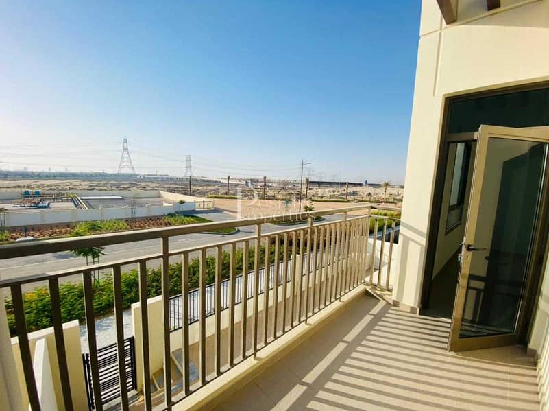 SINGLE ROW|RIGHT NEXT TO THE POOL|EASY ACCESS SINGLE ROW|RIGHT NEXT TO THE POOL|EASY ACCESS