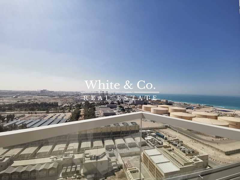 4 High Floor | Large unit | Partial sea view