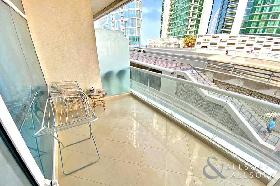 2 Fully Furnished | Low Floor | One Bedroom