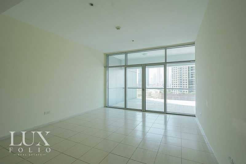 8 Vacant | Canal View | Spacious | Mid floor