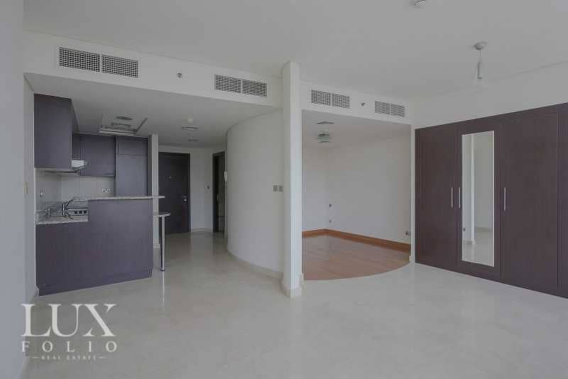 Available Now|Large Studio|Best Views|High Floor