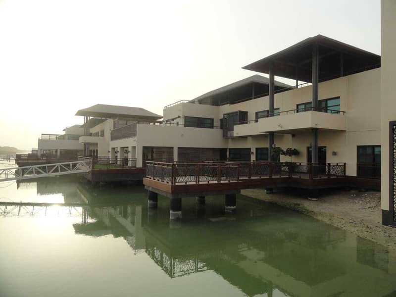 4 ?Most Luxurious Resort Style Villa Direct On Mangrove?