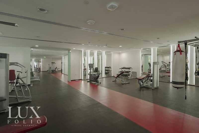 22 Well Maintained|Fanatstic Gym|Prime Location