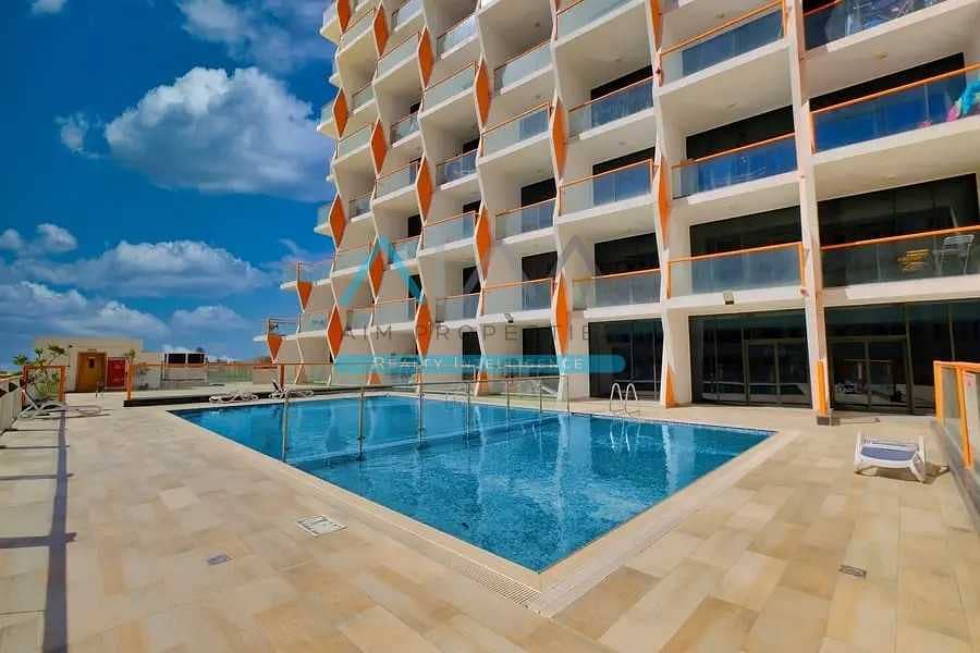 Spacious Studio || Near To Souq Extra || 25K Spacious Studio || Near To Souq Extra || 25K