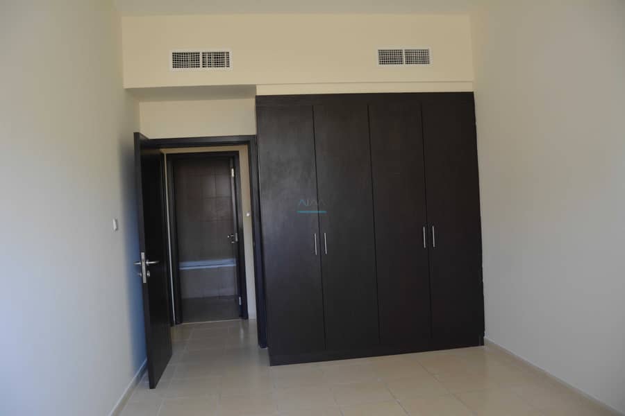 3 SPACIOUS 1 BEDROOM RENT 32999AED SIZE 900