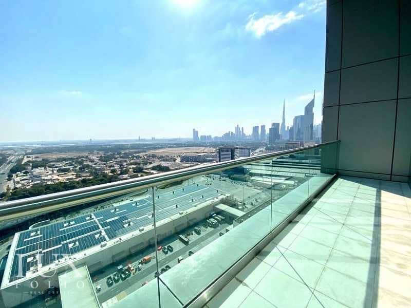 5 Jumeirah Living |Exquisite Fully Furnished Duplex