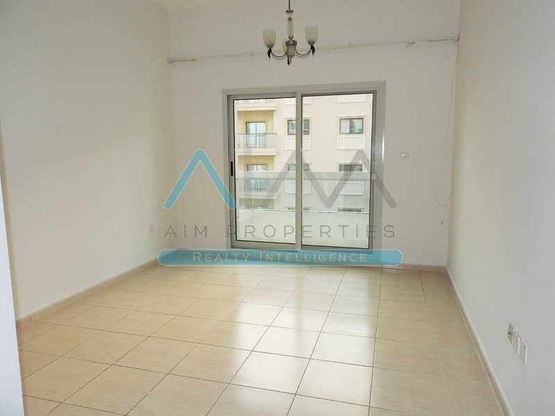 3 Excellent 1BR || Near to Super Market