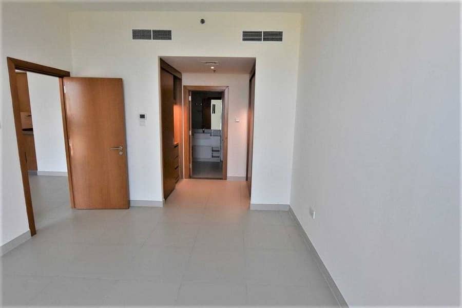 6 Spacious Unit-Kitchen Equipped-All Facilities