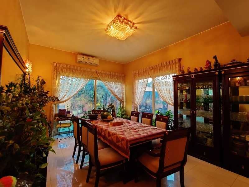 4 o Transfer Fees- Huge 5BD Villa with a Pool and Maid's Room