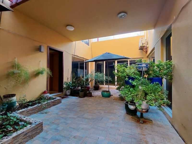 11 o Transfer Fees- Huge 5BD Villa with a Pool and Maid's Room