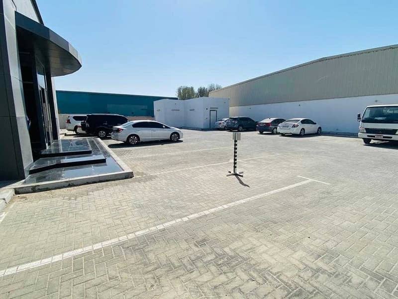 3 Big climate control warehouse with offices building available