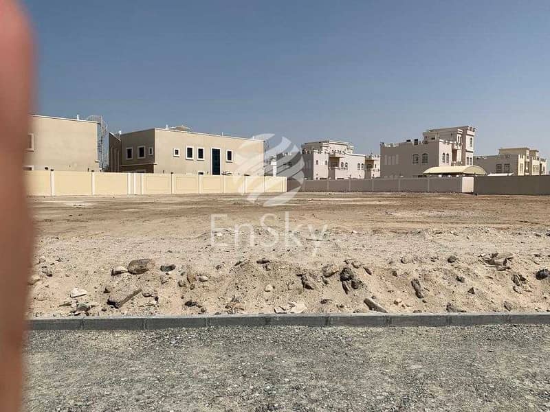 3 prime location in almushrif and perfectly priced