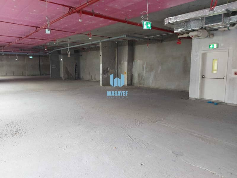 10 Medical Center | Huge Space available |Prime Location |AED 1.29M | Burjuman