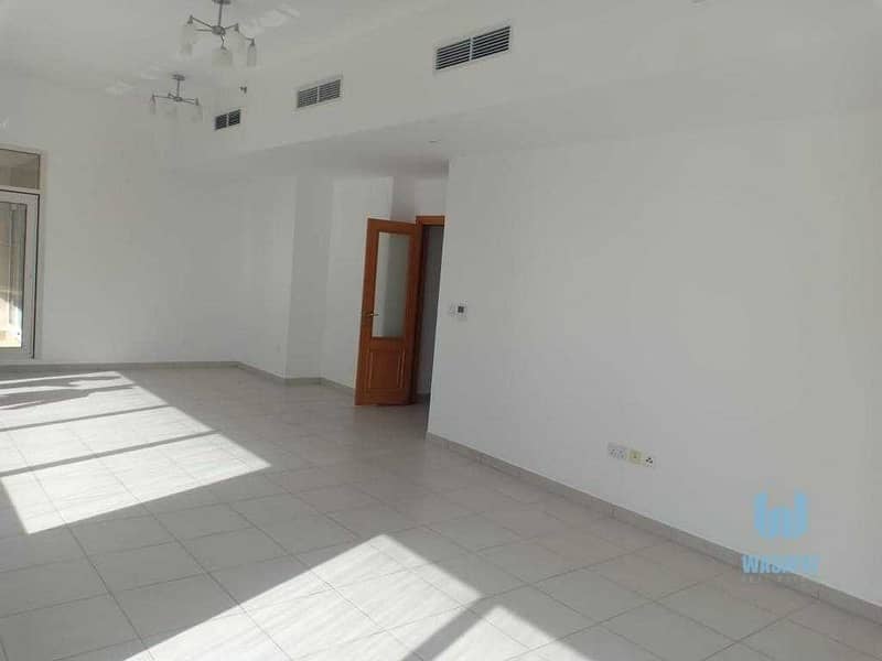 5 NO COMMISSION-CHILLER FREE – 2 MONTH RENT FREE - SHEIKH ZAYED ROAD VIEW HUGE 3 BHK YEARLY RENT AED 110K. .