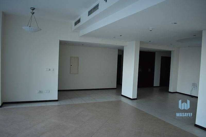 5 AMASING FULL FLOOR 4BHK WITH AMAIDS ROOM ON SHEIKH ZAYED ROAD!
