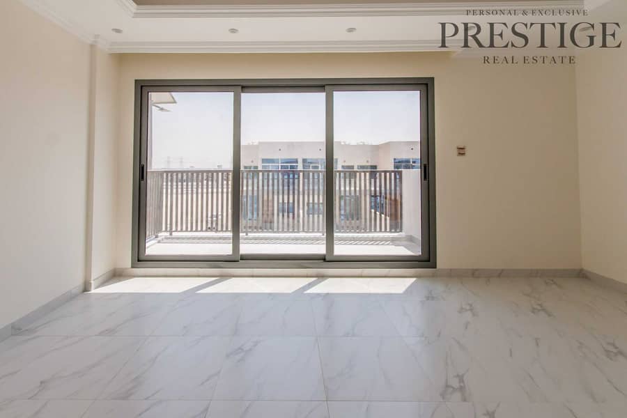 10 5 Bedroom Large | Brand New Townhouse | Park