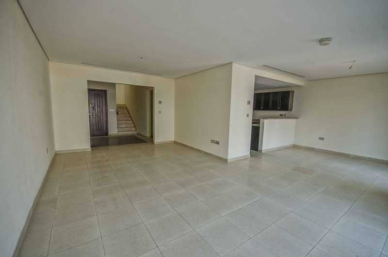 2 2 Bed Plus Maid's | Nakheel Townhouse | JVT Area |