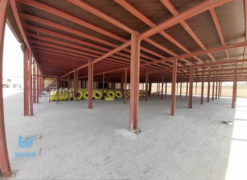 3 INDEPENDENT COMPOUND WITH A HUGE WAREHOUSE IN PRIME LOCATION