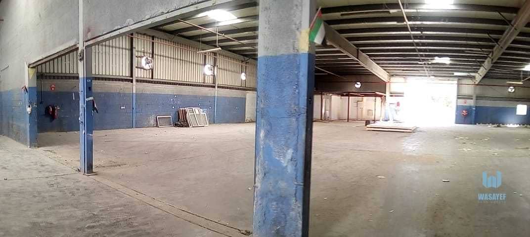 6 TAX FREE WELL INSULATED WAREHOUSE IN A Good  Location. .