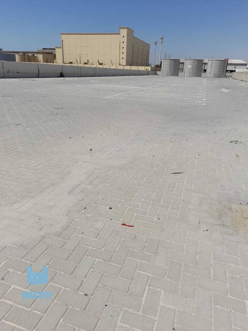 7 COMMERCIAL PLOT ON MAIN ROAD/10 AED PER SQFT