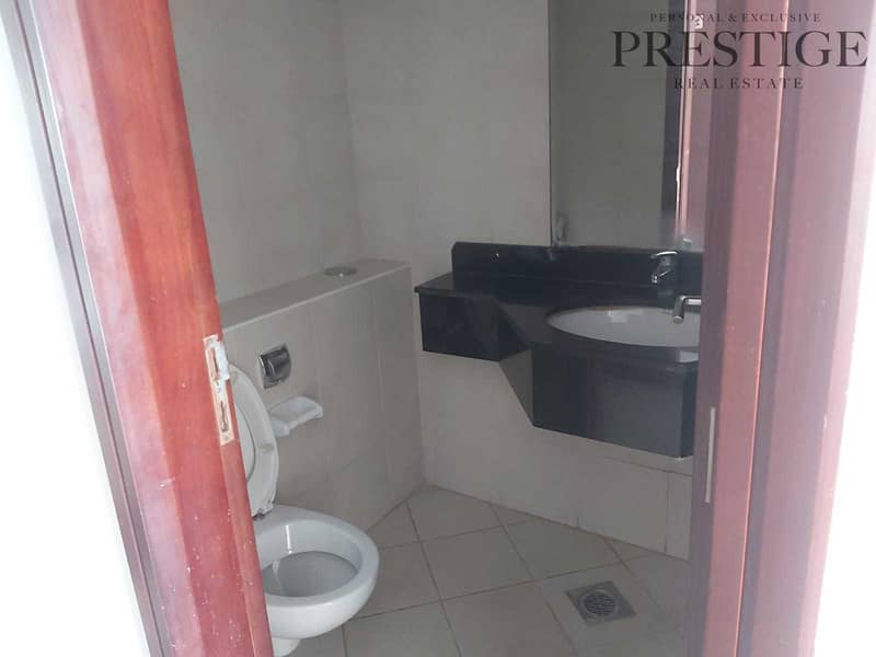 10 UNFURNISHED  || SPACIOUS 2BEDS+MAIDS  || JLT