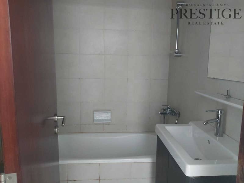11 UNFURNISHED  || SPACIOUS 2BEDS+MAIDS  || JLT