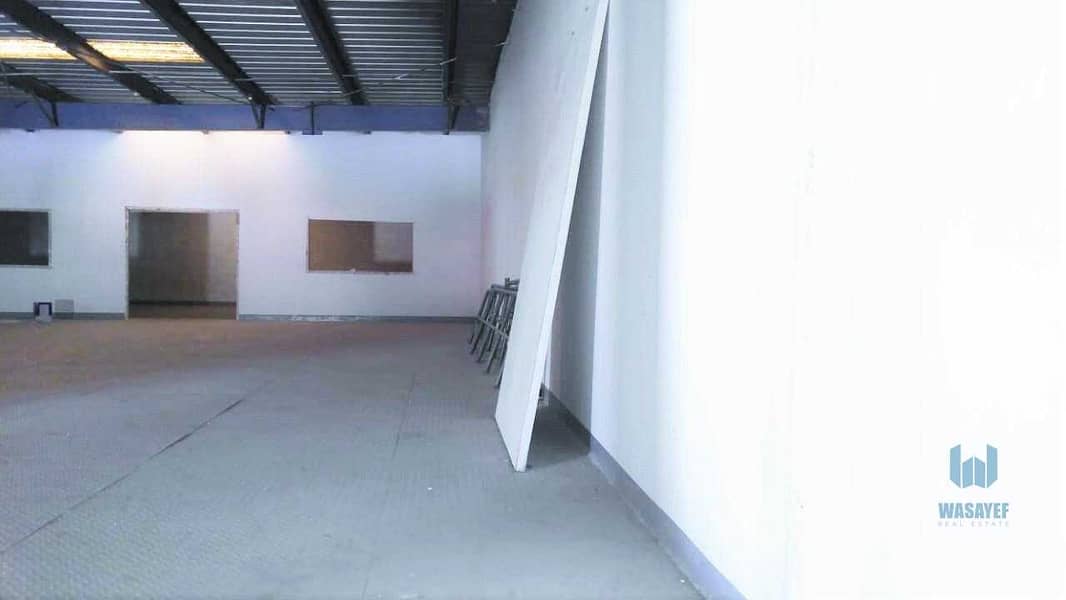 9 WELL MAINTAINED WAREHOUSE IN AL QUOZ WITH HIGH POWER 80KILO WATTS!!