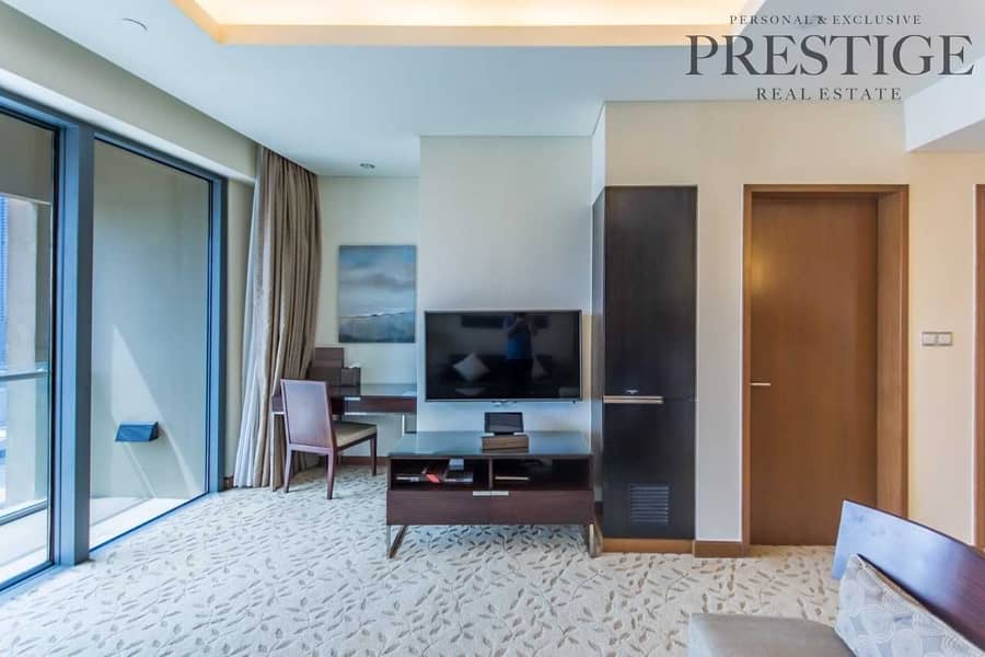 13 Exclusive 1Bed Address Dubai Mall  | In Hotel Pool