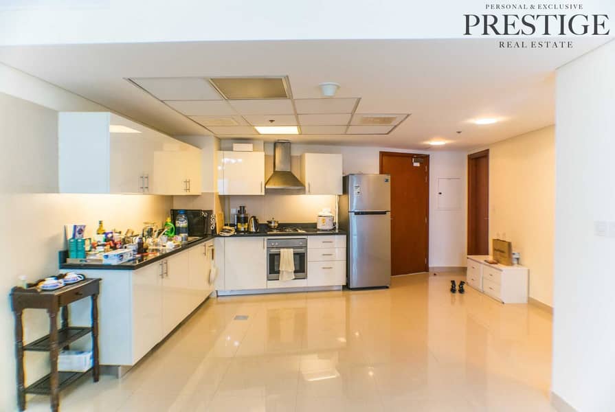 4 1 Bed | DIFC View | Next To Metro | 2 Parking