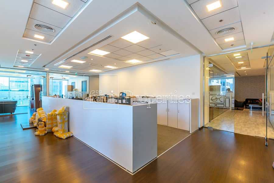 33 FURNISHED OFFICE FOR SALE BAY SQUARE