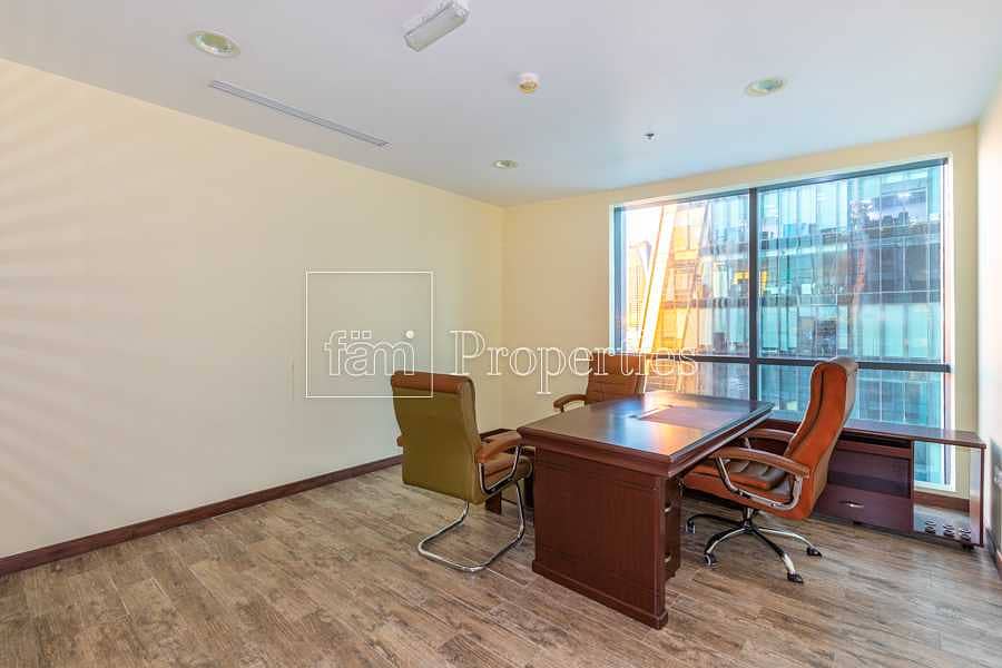 14 Fitted w/ Partitions | Walking Distance to Metro