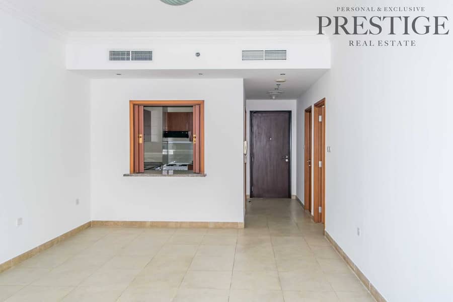 7 1 Bedroom | Unfurnished | Spacious layout